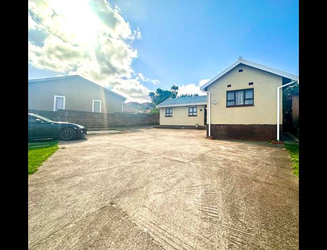 2 BEDROOM HOUSE FOR SALE IN UMLAZI BB